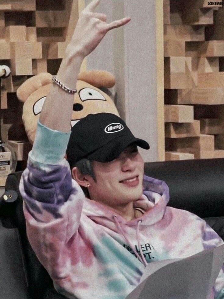 jaehyun as the frat boy he is; a thread