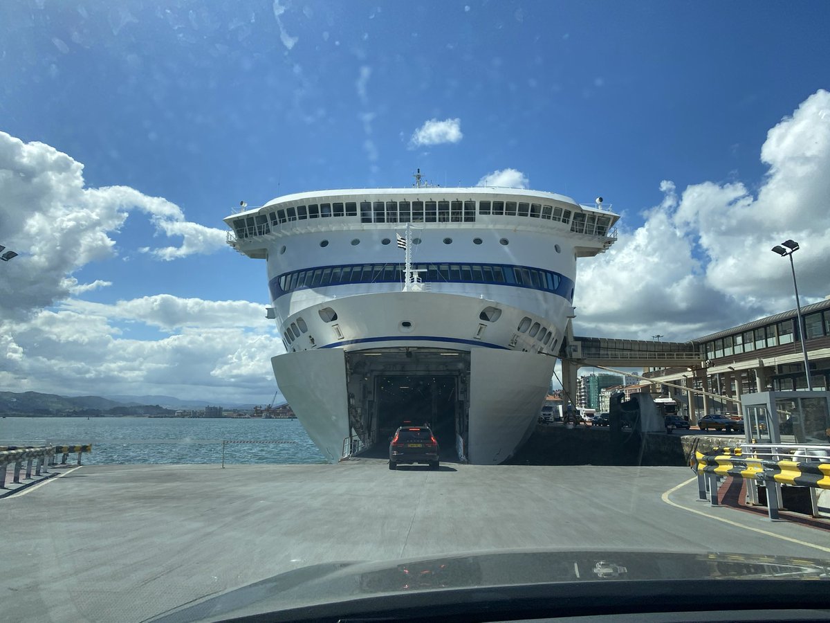 Elaine_Lord's tweet photo. Onboard the @BrittanyFerries #pontaven crossing #commodoreclass from #santander to #Portsmouth recently 🥰 #brittanyferries #journey #homewardbound #breakfast #luxury #ferry https://t.co/GvXOYOZn1L