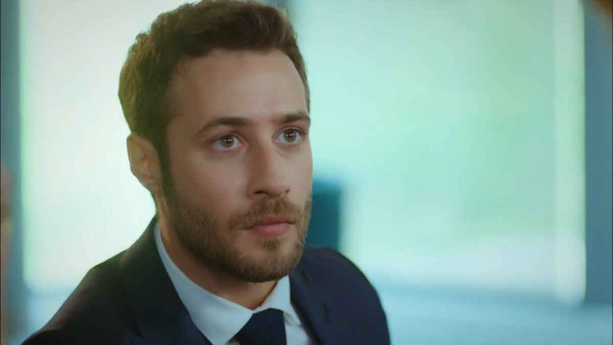 Ok my rating therapy.   #iyigündekötügünde episode 4 reaction thread. When people go low, Leyla goes high and this is why I love her. You want her out with a fake job offer, she will show you and the world how amazing she is at her job! Get ready!!  #elçinsangu  #ozandolunay