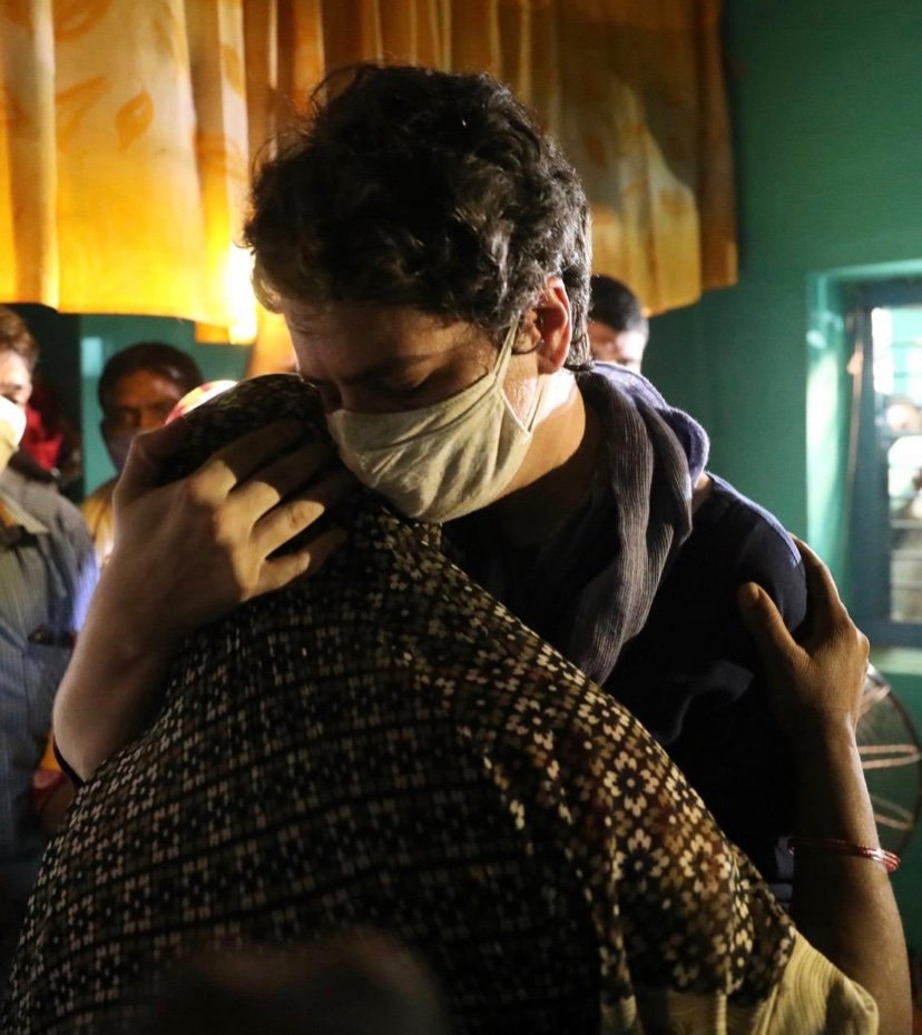 Bhavyanmurthy's tweet photo. Empathy, courage, and determination - @priyankagandhi ... 

Insensitive coward @myogiadityanath https://t.co/WkNZNi6btB