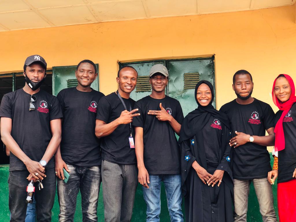 Smartone_alhaji's tweet photo. During IGST program organize by YIAVHA Ambassadors at Unguwan Rogo nd Unguwan Rimi on how to promote Peace by Interfaith Engagement.
Proudly YIAVHA AMBASSADORS
We Promote Peace 
#YIAVHA
#PLURALITI 
#KAICIID
#LAF
#FAITHPLUS
#JOSYOUTH https://t.co/nsyFyfiJ0v