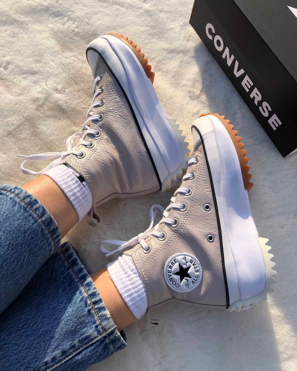 The Sole Womens on Twitter: "As obsessed with nudes as we are? Then these Converse Run Star Hikes are just what you need. ⚡️ Link &gt; https://t.co/HlnUJHeUaL" / Twitter