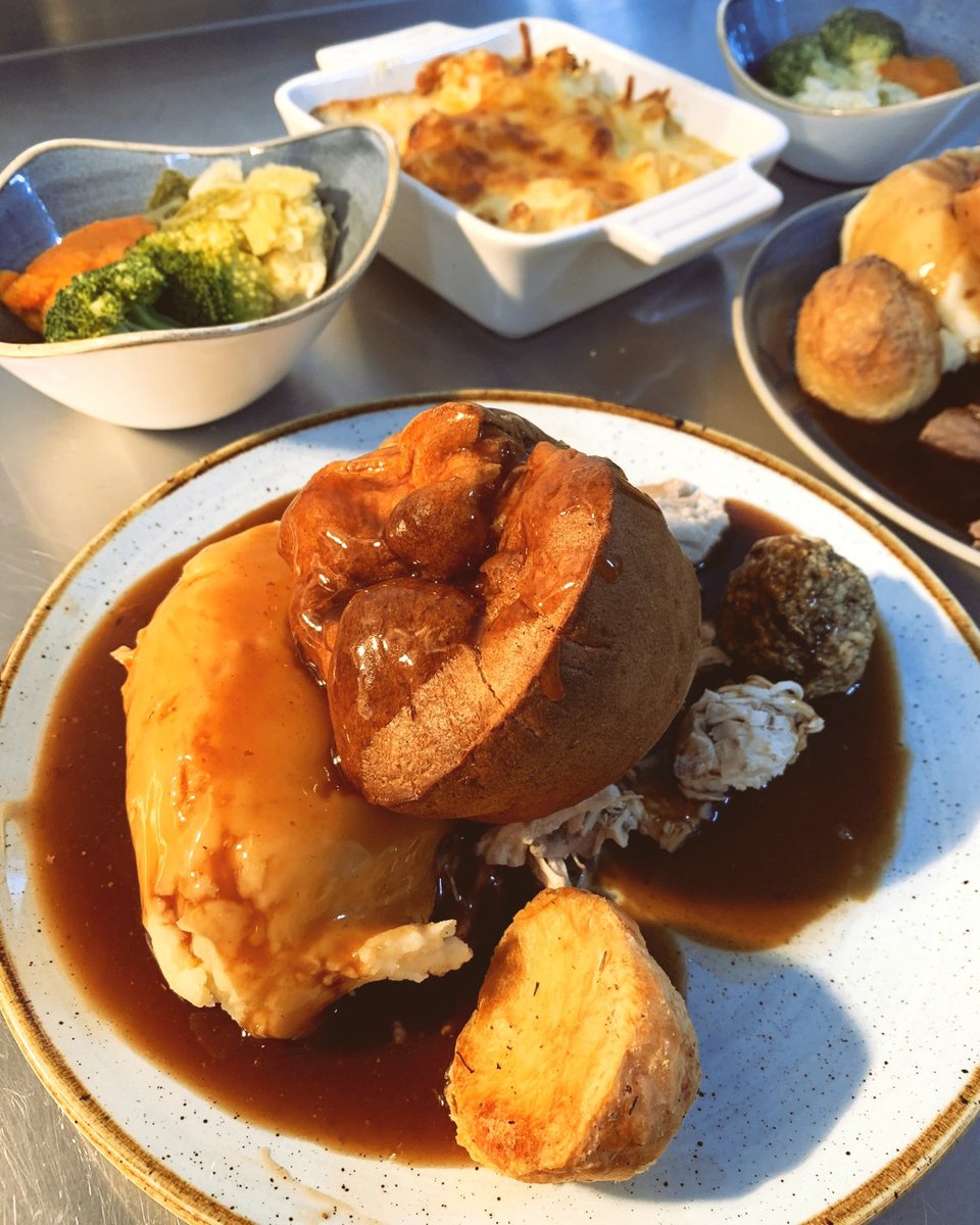 TheYellowEarl's tweet photo. Have you tried an Earl Sunday Dinner yet? 🤤 

What are you waiting for?

This weeks meats are chicken, pork and beef

Served 12-5pm
Walk ins welcome
DM to book

20% off ALL takeaway orders 

Full main menu also available

https://t.co/04MkRPiVrW
01946 691450 https://t.co/yMf5ZcaY7X