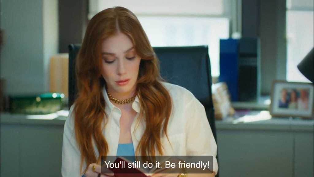 1) I’m not even going to try for nice screenshots with perihan. Can I be part of the yalcinkaya family? The other one is tacky.  2) Leyla sounds like my mother when she’s giving advice to Seda.  #iyigündekötügünde  #elçinsangu