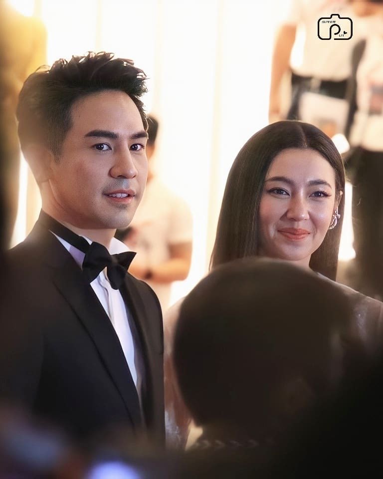 มนต์มีนา ละลานตา รัญจวนใจ tweet media