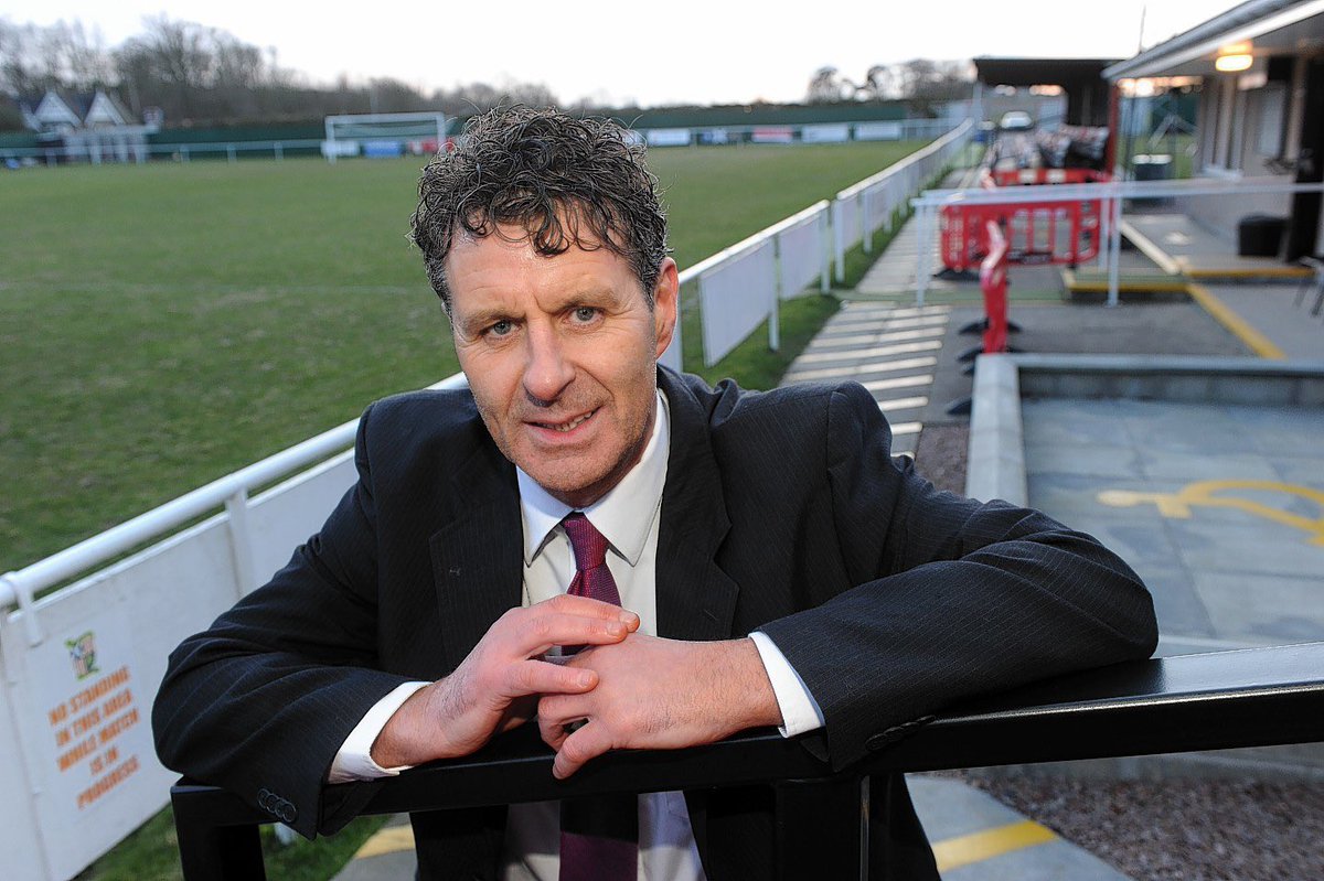 Fascinating, honest and captivating look back across Pele’s decades in football! 

Listen to this &amp; every episode at the following: 

🎧Apple - podcasts.apple.com/gb/podcast/bey…

🎧Spotify - open.spotify.com/episode/2JS4Lg…

🎧Google - google.com/podcasts?feed=…

🎧Anchor - anchor.fm/james-mcleay/e…