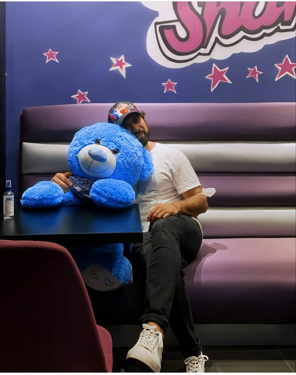 sen cok iyi bir baba olacaksin yasin😻 tatli, yakisikli, ve caliskan  bir baba👶👦
@yasinobuzresmi