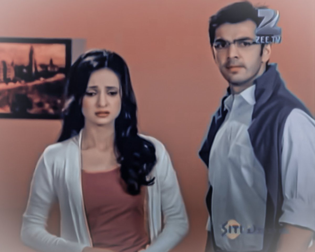 _iheartmyidol's tweet photo. I'd love to see them share the screen again some day🤧 #SanayaIrani #KaranVGrover https://t.co/axXhRGHIvh