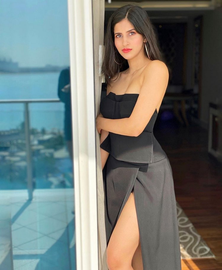 Ejem2ENWkAEVX2F?format=jpg&name=medium