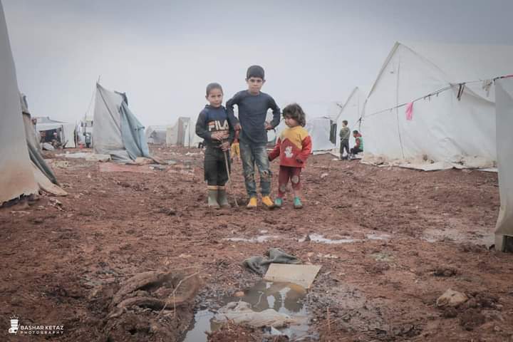 Noor_and_Alaa's tweet photo. A stolen childhood in refugee camps😔💔. https://t.co/WSstfZ57Ca