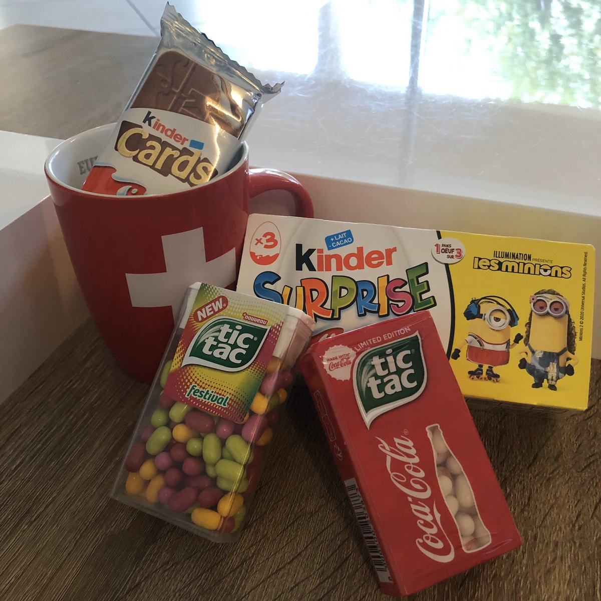 juluseless's tweet photo. Un temps à rester au chaud à grignoter #gourmandise4ever https://t.co/ODOQ3Q5Ycl