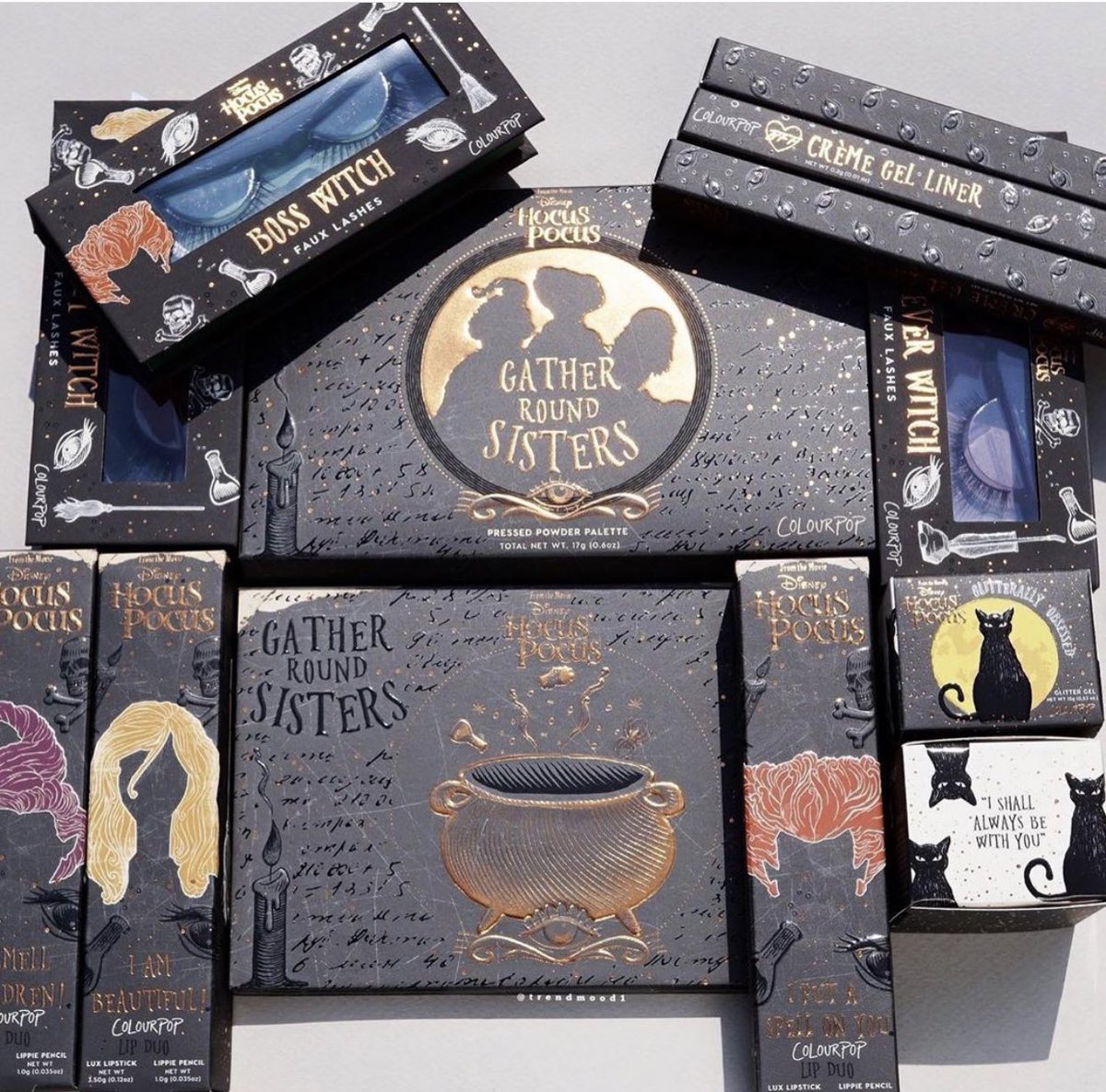 Trendmood's tweet photo. Available Now! 🚨LINK ➡️ https://t.co/y5kgZCWins online @ultabeauty
The NEW! #Halloween #Collection !! 🖤🎃 and a cool collaboration 🙌🏼
The #HocusPocusCollection
#Colourpop X #Disney https://t.co/6bvwQSVpcW