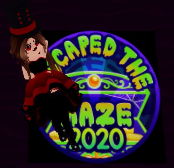 MaisiClover's tweet photo. Completed the 2020 maze!! Tbh I coulden't have done it without the help of @KitKatWolfi <3 https://t.co/pEYQzGg26Y