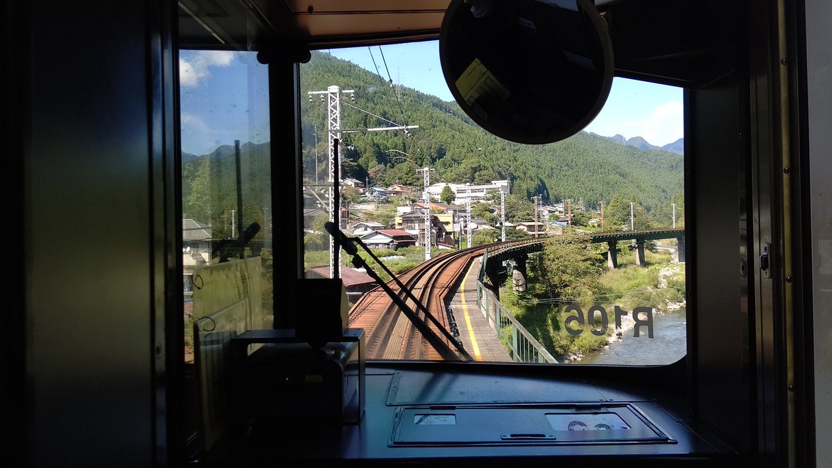 浜松さやか V Twitter 第六水窪川橋梁 渡らずの鉄橋 浜松市天竜区佐久間町相月にあるs字鉄橋 水窪川左岸のトンネルを崩落で作れず やむなく川の中に鉄橋を建てた 珍しい鉄橋なので 名所となっている T Co 7dquetfev0 浜松さやか V Twitter 第六水窪川橋梁 渡らずの鉄橋 浜松市天竜区佐久間町相月にあるs字鉄橋 水窪川左岸のトンネルを崩落で作れず やむなく川の中に鉄橋を建てた 珍しい鉄橋なので 名所となっている T Co 7dquetfev0