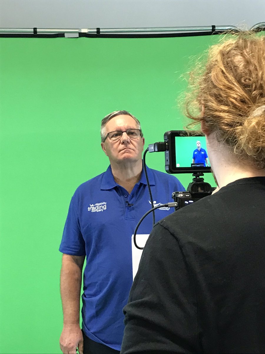 Davet21's tweet photo. Can’t wait to see the finished footage from today’s filming by the guys @4wfcomms for @WDPcomms #DADVirtual2020 thanks to Tony @f11_photography for the loan of the green screen. Sponsored by @ExpLearningHub @WHHNHS @uugroupplc @ActiveCheshire 👏👏 https://t.co/MI2d3C8oDo