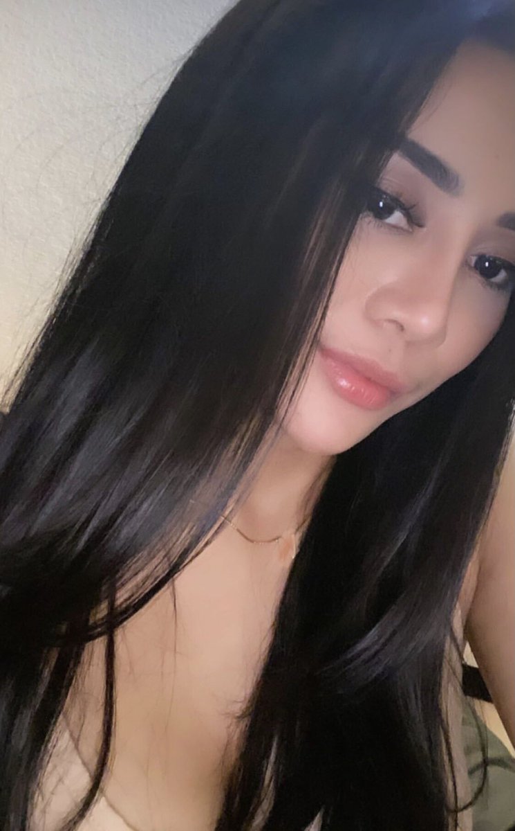 sherlycarolinaa's tweet photo. mumpung @iqmalsaputra lg terlelap baru deh bisa foto dgn rambut baru 😊😊 #sherlyjustbra #JustBraPost #sherlysexy #sherlymenggairahkan #sherlycantik #wanitapenghibur #wanitapenggoda #sherlymenggoda (at Apartemen Taman Rasuna, Kawasan Rasuna Epicentrum, Kuningan, Jakarta Selatan) https://t.co/5U4QiRL7Lm