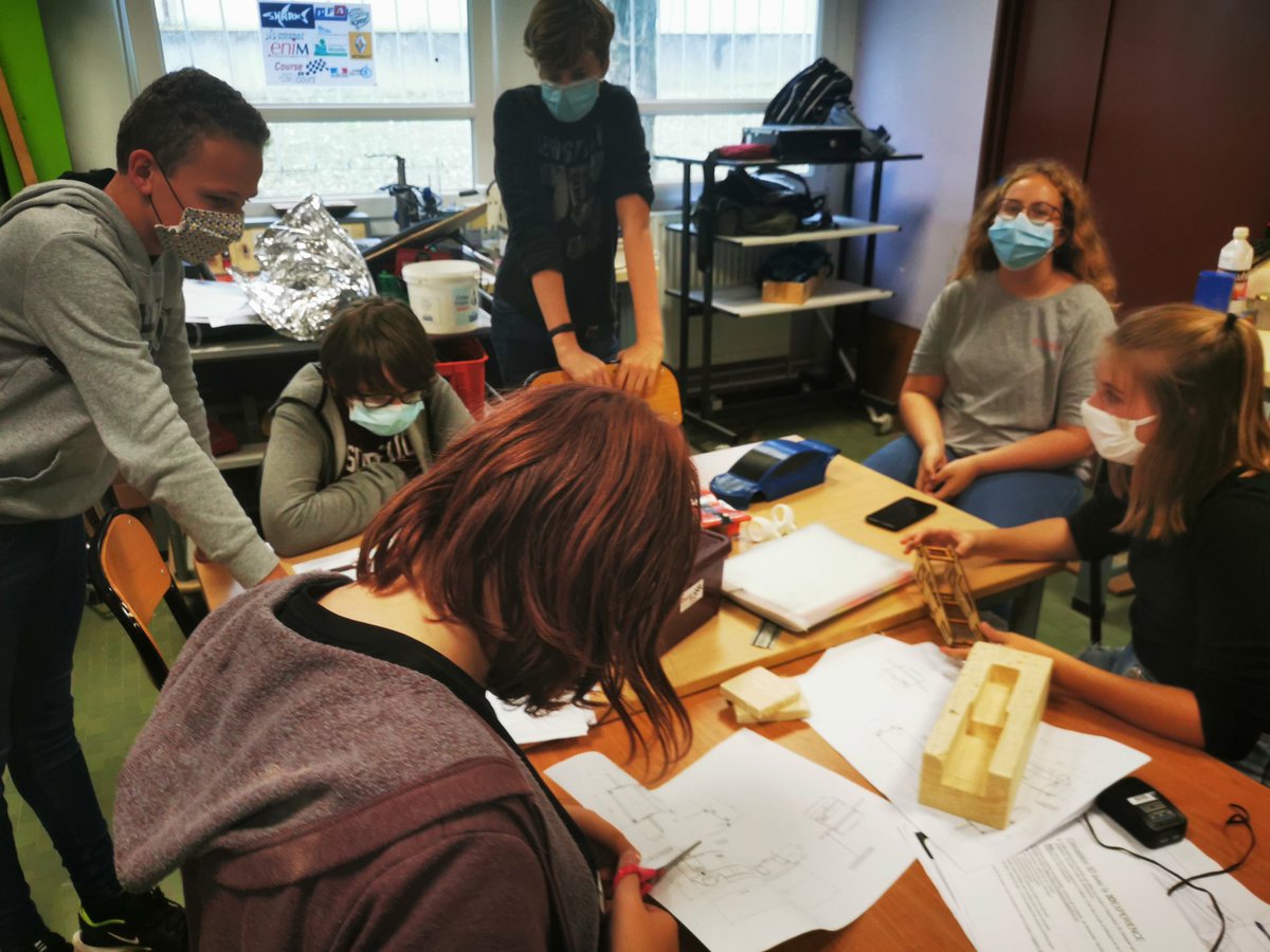 Play572's tweet image. Lancement d&apos;un projet ambitieux  &quot;Course en cours&quot; au collège de Folsch avec une équipe de jeunes ultra-motivés en classe de 3ème  @CourseEnCours @ENI_METZ