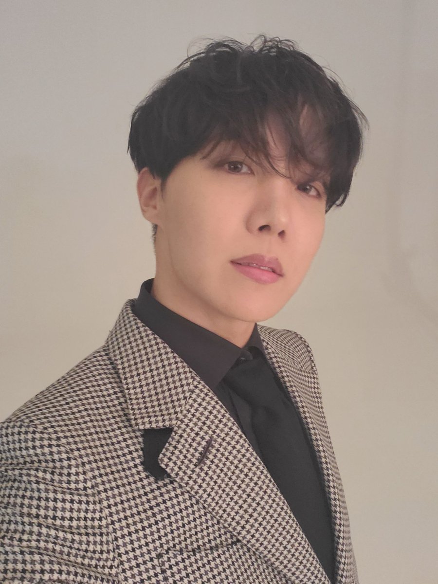 J-Hope's Moment  https://www.weverse.io/bts/moments/9/posts/1640266054184446