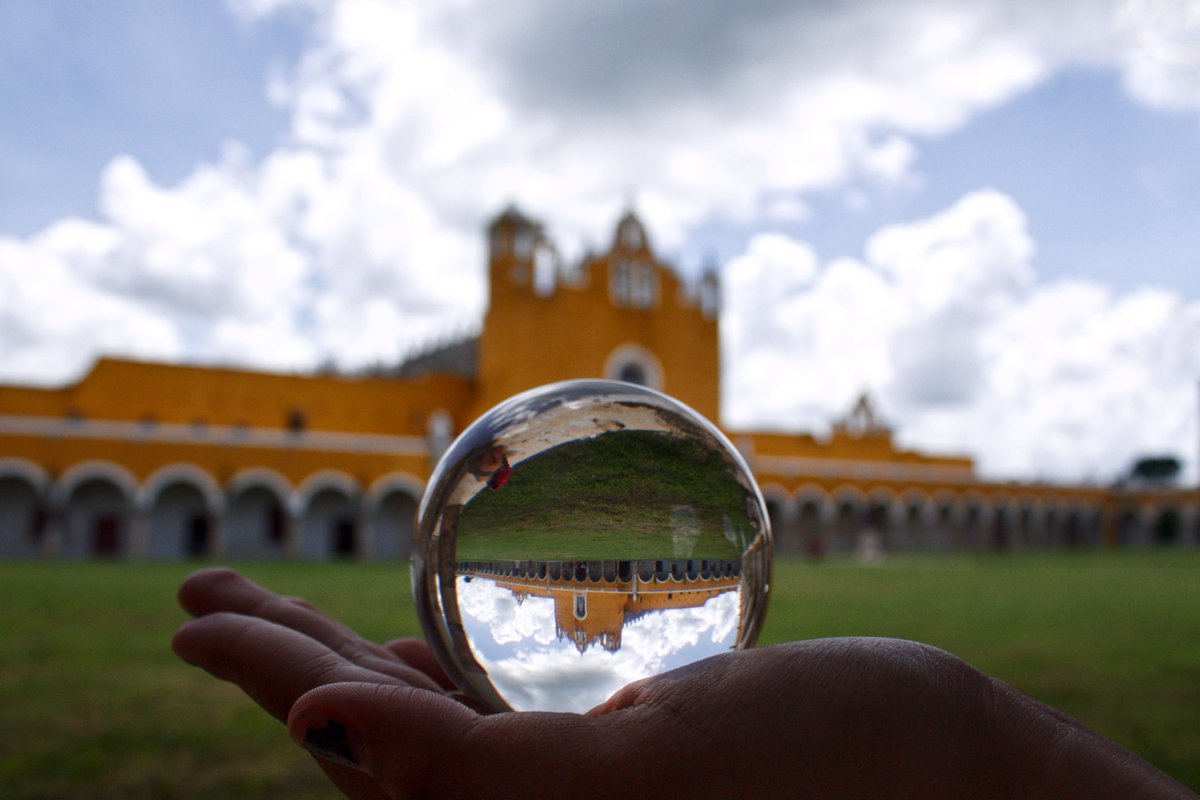 ¿Todos tenemos fotos en #Izamal? ¡Confirmen! 🌻
