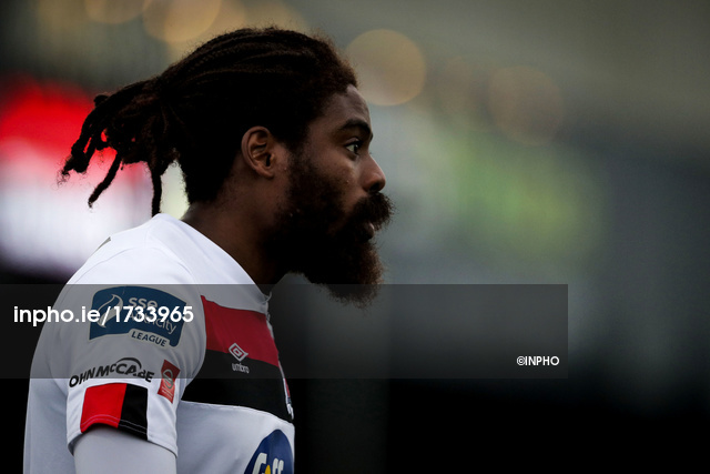 DundalkFanTV's tweet photo. HALF-TIME | It's nil-all in Dundalk and Mark McGinley and Nathan Oduwa have stole the show - McGinley with his superb saves and Oduwa with chance after chance. Second-half to come. #DUNFIN https://t.co/PjDAMAojjo