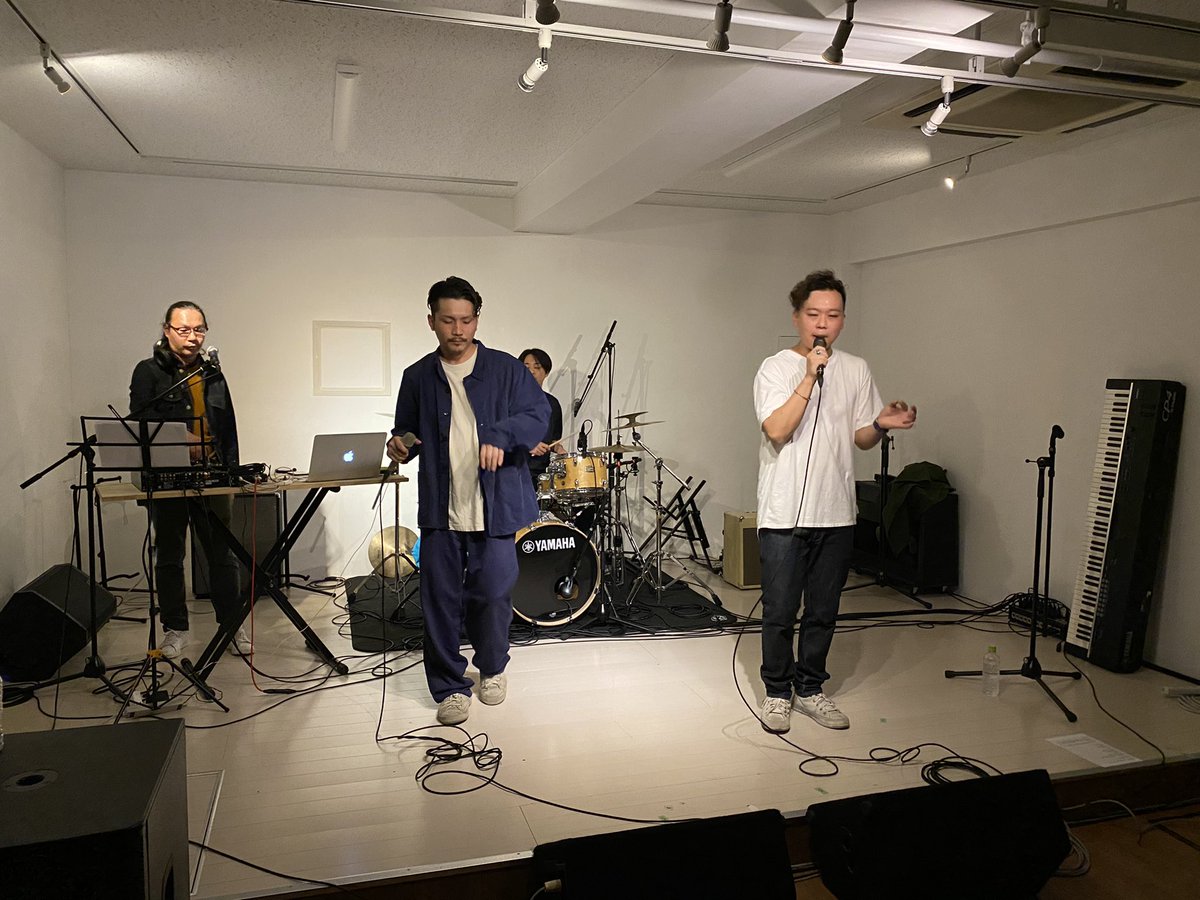 fp_press's tweet photo. @timetokyoにて久しぶりに@forestpark25のライブを見に行きました。気の合う仲間とおいしいお酒、そして良質な音楽。素敵な時間でした。 https://t.co/3tVt22ACiA