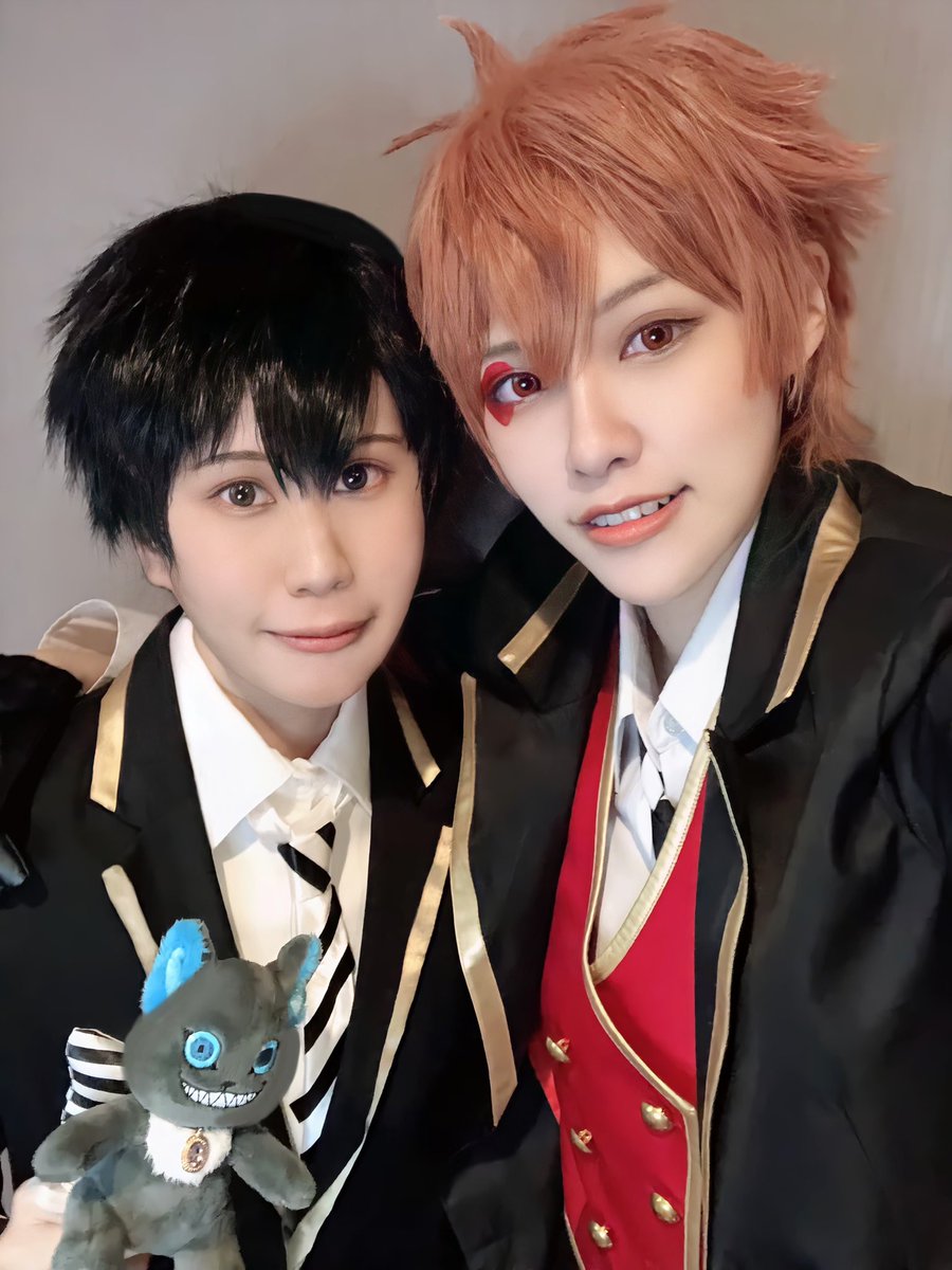 Aisu_cos's tweet photo. コス注意⚠️
※創作男子監督生います

ツイステ コス
エース ♥️:  @Tentototo 
デュース ♠️: @ikasyreem 
監督生🦐 : @Aisu_cos 

#ツイステ  #ツイステッドワンダーランド #twst #twistedwonderland #twstTH #コスプレ #cosplay  #コスプレイヤーさんと繋がりたい https://t.co/wDm8HNoWVz