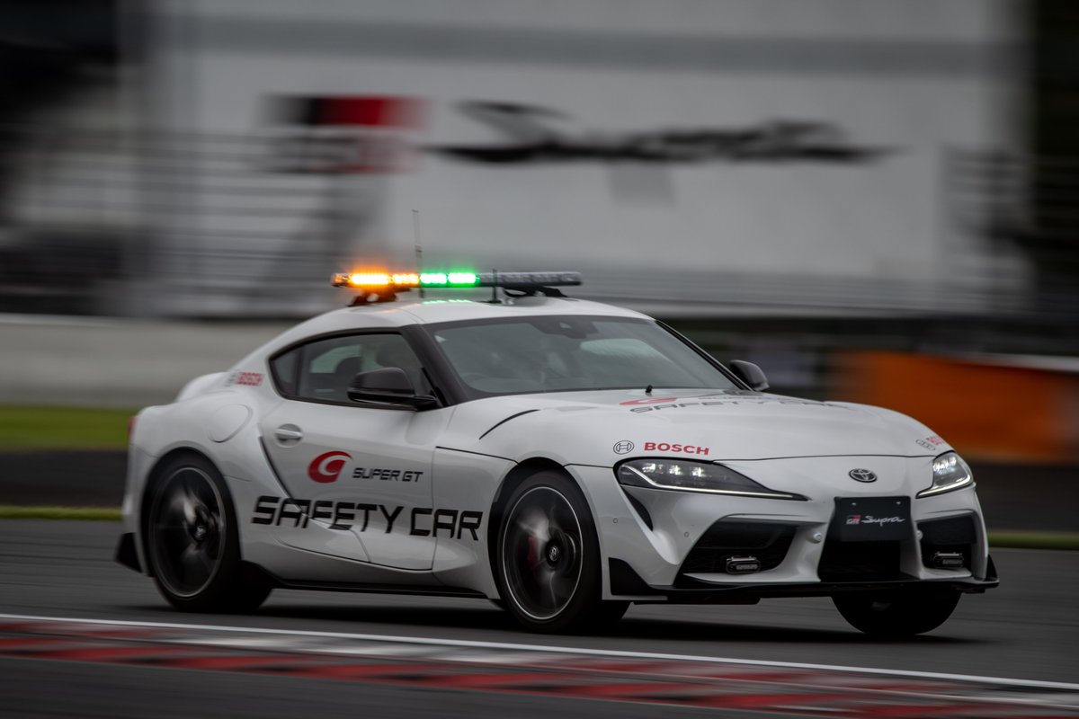n2_photograph's tweet photo. ウチのレンズでは金網は消せない😂

#GRスープラ #GRスープラコーナー #GRSupra
#Supra #SGT #SUPERGT #GT500 #TGR #TOYOTA
#DENSO #KOBELCO #KeePer #TOMW #WAKOS #ROOKIE
#SARD #RookieRacing
#たかのこのホテル富士GT300km 
#金網越しのわたしの世界 https://t.co/5o4uyVlxA1