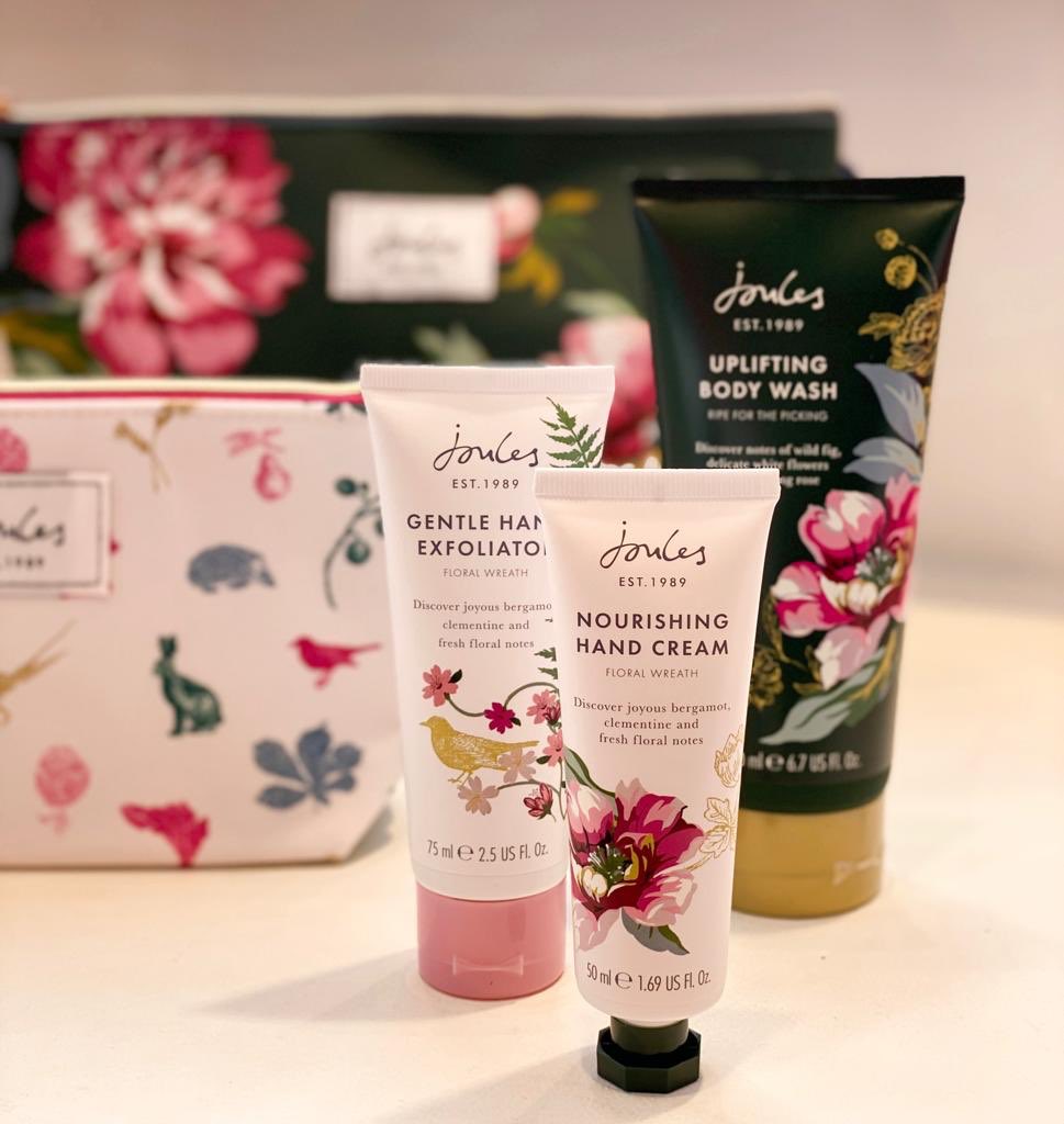 How gorgeous is the new packaging on our popular toiletries? They really do make the perfect gift, especially when they are 3 for 2! #JoulesOfAldeburgh #Joules #gifting