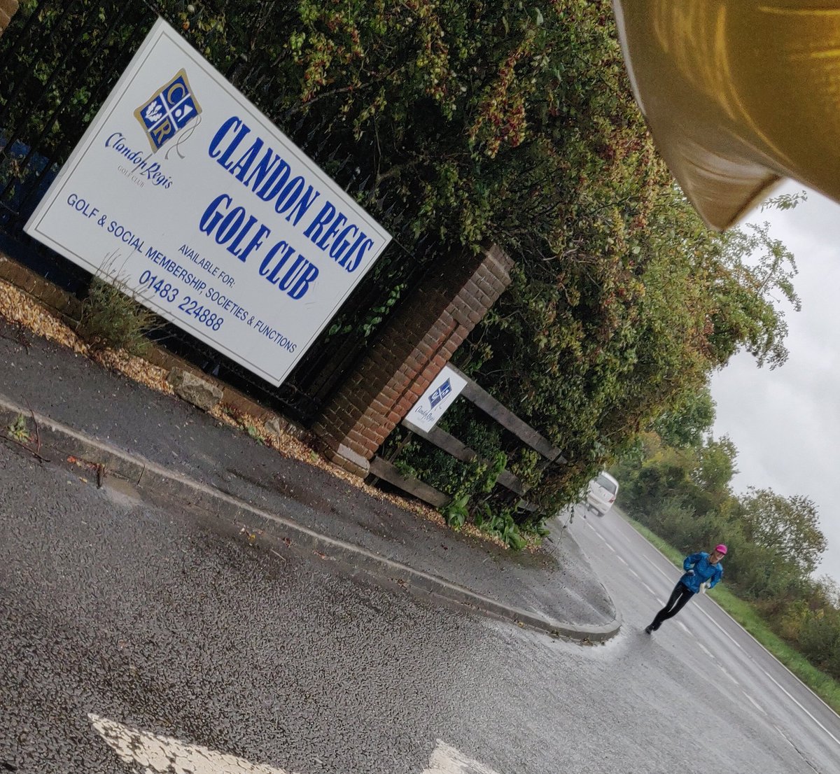 Congratulations Sara, who completed an epic marathon distance this morning in the outing rain, starting and finishing at @ClandonRegisGC in aid of @HorsleyBookRDA 
We hope our volunteers cheering you on, at various points on route kept you smiling