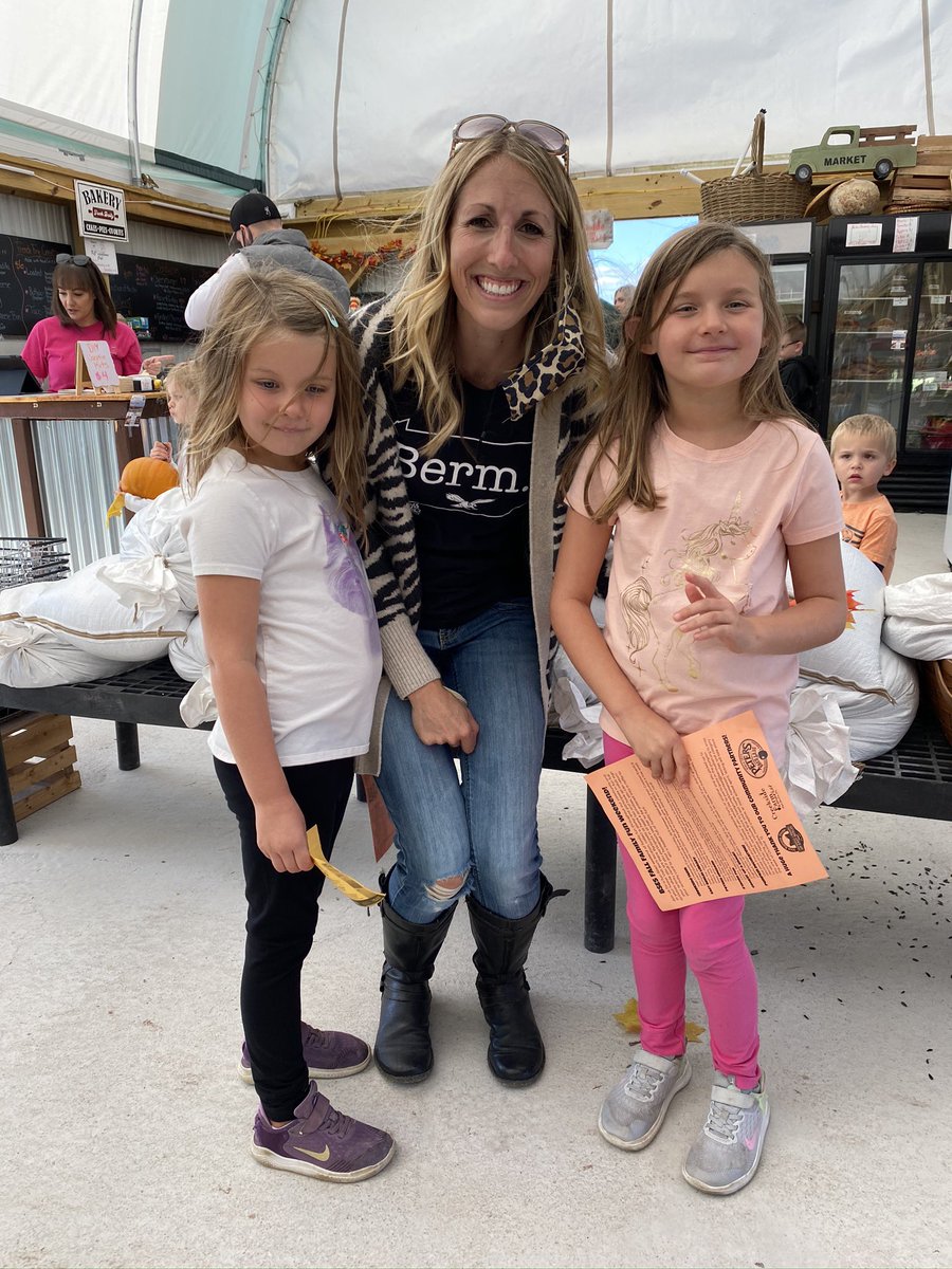 AWarehime30's tweet photo. So much fun yesterday at @creeksidefarms! #BSESFallFest20 https://t.co/MJwU7svFCz
