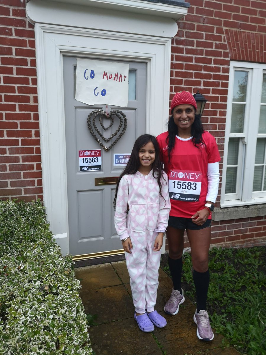Pam66420993's tweet photo. I did it.
Time 3hrs and 44 minutes.
This means l get in my age group.😁
I am sooo Happy. 
Loving Life. ❤️ https://t.co/uc4NI4Vac1
