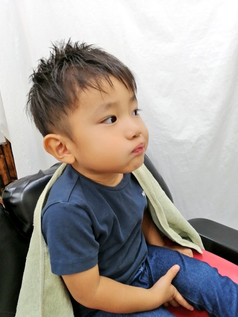 TxsSwDMoJt6IICv's tweet photo. 散髪してスッキリした岳さん🤭 https://t.co/ebHYL48Tea