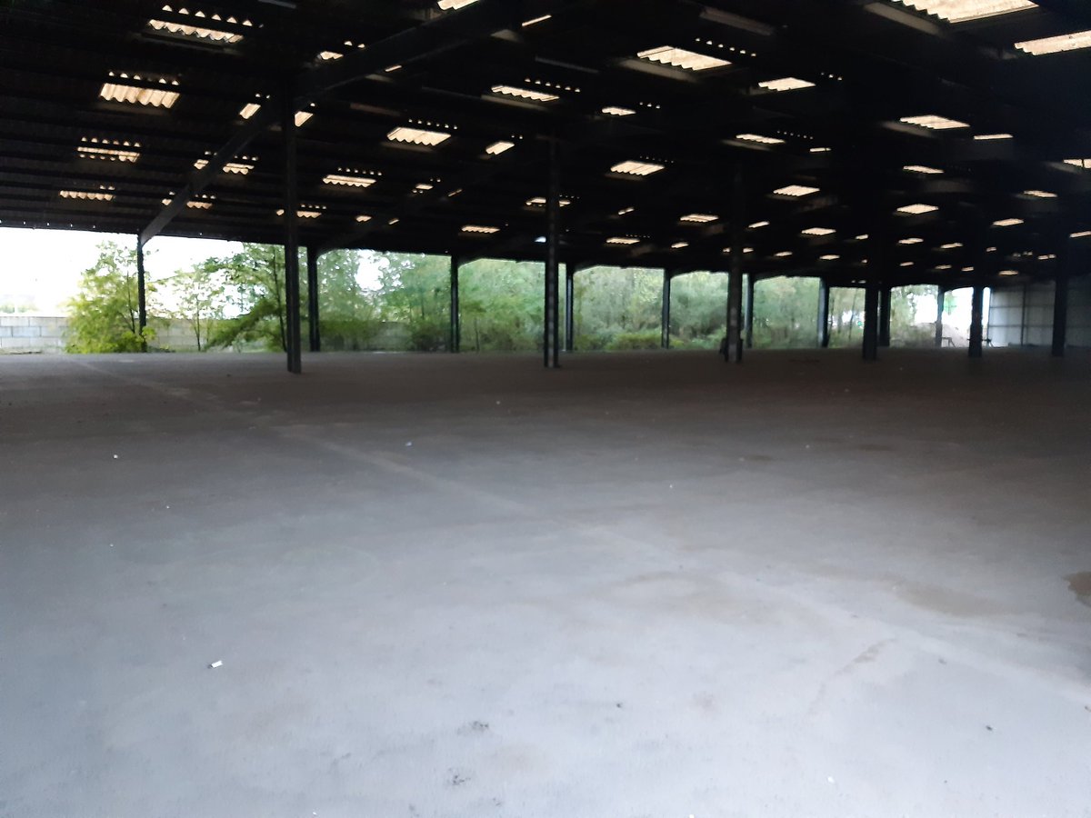 [Communiqué]
Mise à l'abri de familles en danger sanitaire suite à l'évacuation du squat de la rue Lajaunie : un devoir d'humanité 
m.facebook.com/story.php?stor…