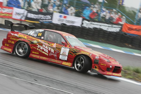 誰か、この古口パワーの180のエアロどこのエアロか知ってる方がいたら