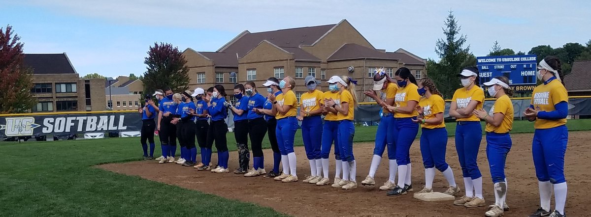 Gold took the day over Blue in the B7, 2-1! <a href="/mat_y_son/">maty🌺</a> michalski started it off w a 1b QAB. <a href="/devanpeterson22/">devan peterson</a> knocked in the tying run and @AlyssaBaratta hit the walk off RBI  through the 5-6 gap into LF!
#DirtBeneatheOurCleats
#BlueandGold
#Welcomeparents
#staycalmnplayball