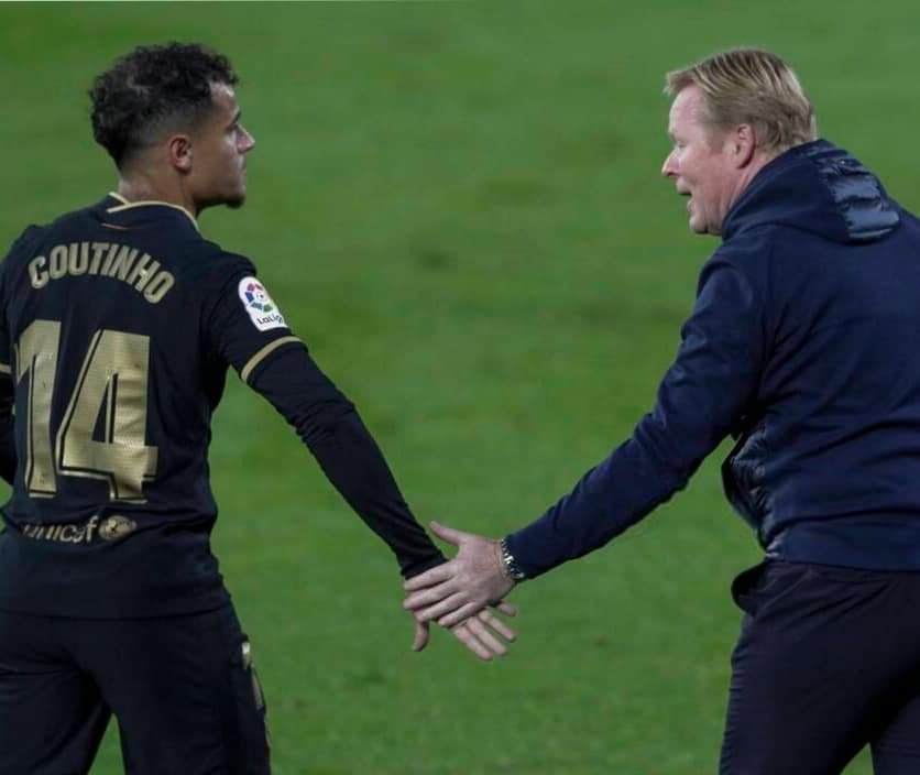 Koeman a un côté manager absolument plaisant, il parle beaucoup à ses joueurs et n'hésite pas à leur serrer la main quand ils sortent. c'est peu mais le signe est parlant.