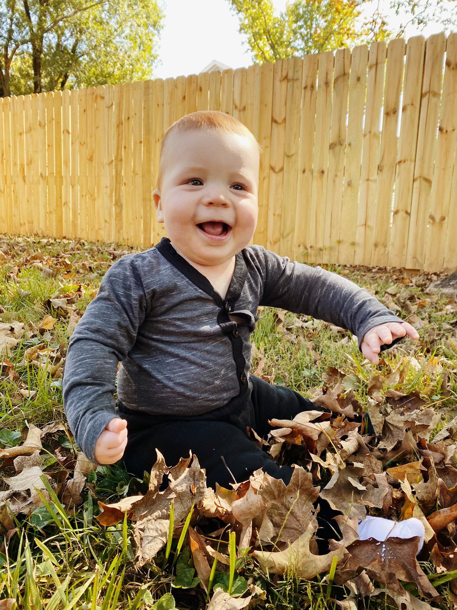 lil_larn's tweet photo. October 🧡🍂 https://t.co/WrOT5AgA0K