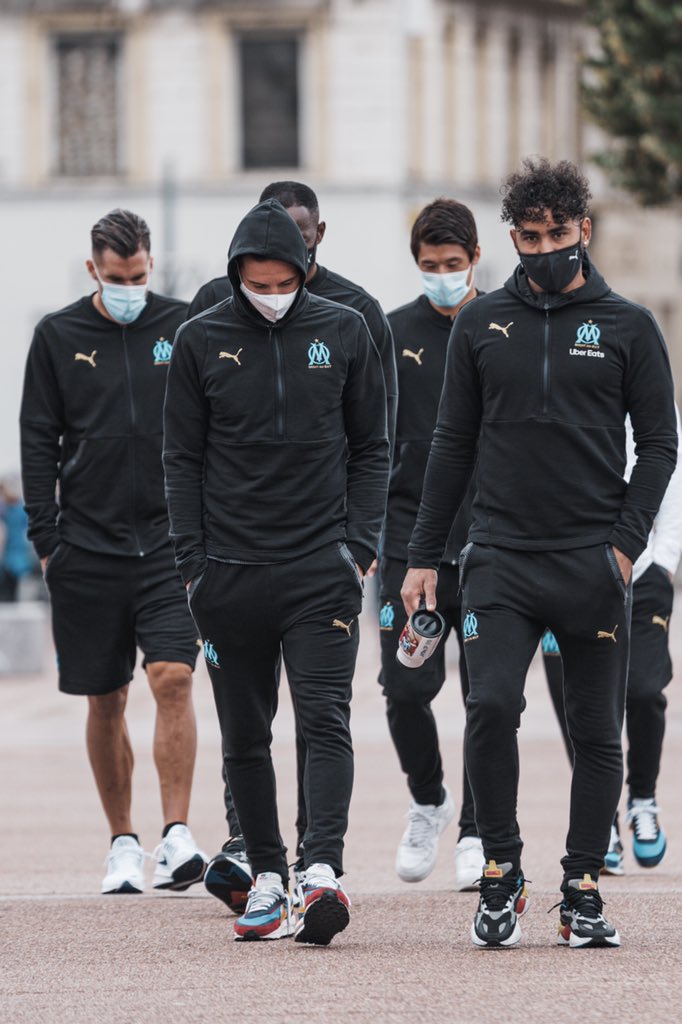 OM_Officiel's tweet photo. 𝐒𝐐𝐔𝐀𝐃 💥

🔜 #OLOM à 21h00 ⚔️ https://t.co/DhgNKYc3YU