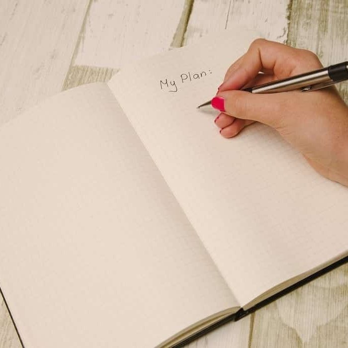 markiellol's tweet image. klo kmu nulis bukuny miring ap lurus?

rt                                        like