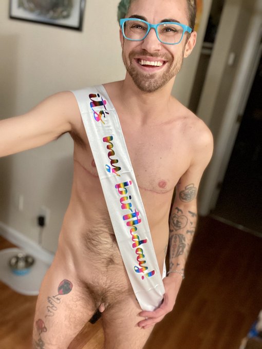 Buy the sash I got fucked in on my birthday!! ??
#gay #ftm #trans https://t.co/LLZJmTyMjl