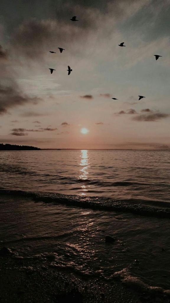 Yarın hatırımı sorsan ne olur,bugün hevesimi kırdın bir kere!