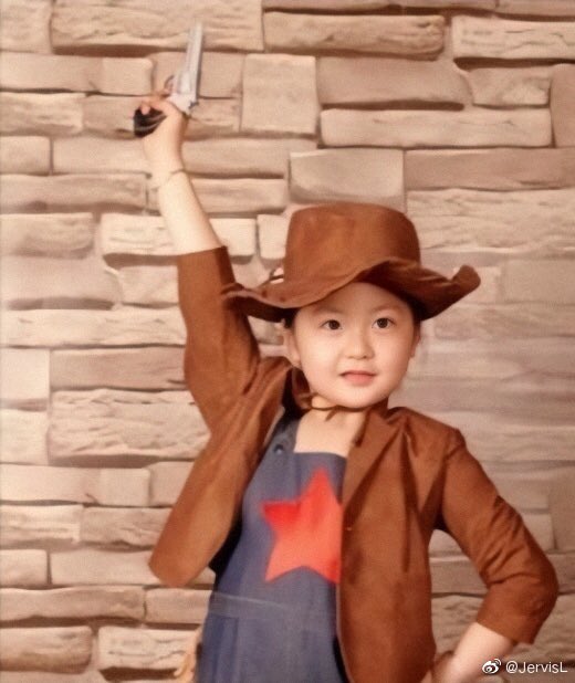 เสียงปืนยิงขึ้นฟ้าาาา