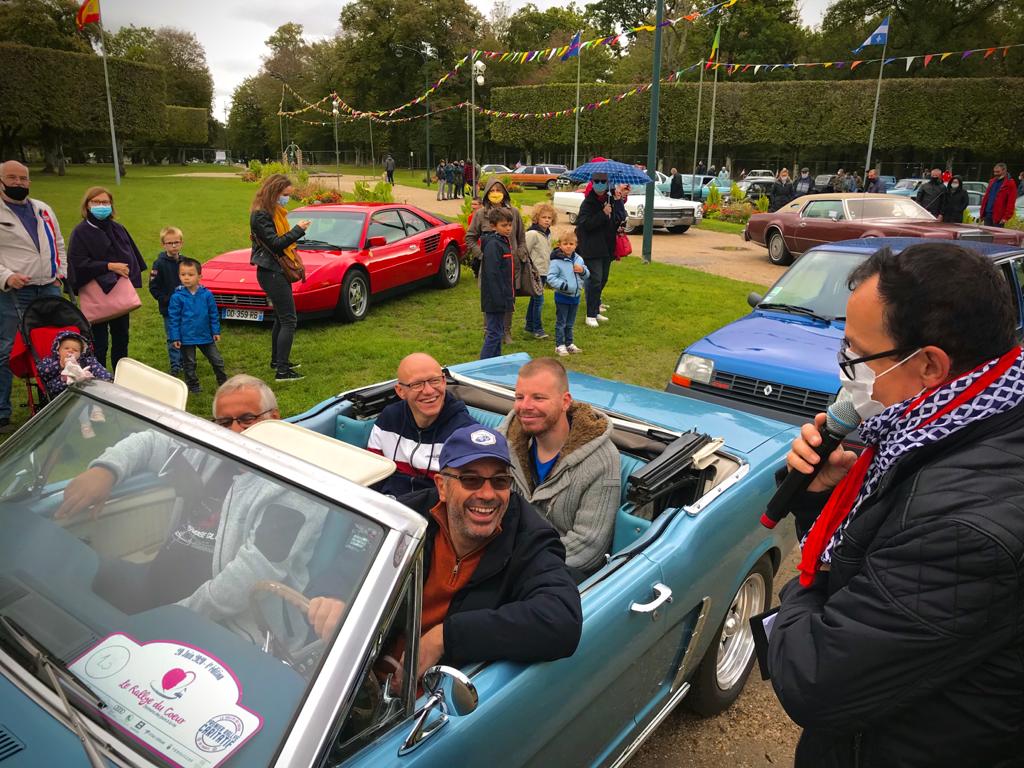 VilledeDourdan's tweet photo. #Dourdan Une éclaircie pour le RDV annuel des passionnés de vieilles voitures ! Événement organisé par @Dourdantourisme chaque année le 1er dimanche d'octobre. #vieillesvoitures #mecanique @LeRep91 @LeParisien_91 @ActuEssonne https://t.co/Yd5bVlzDxu