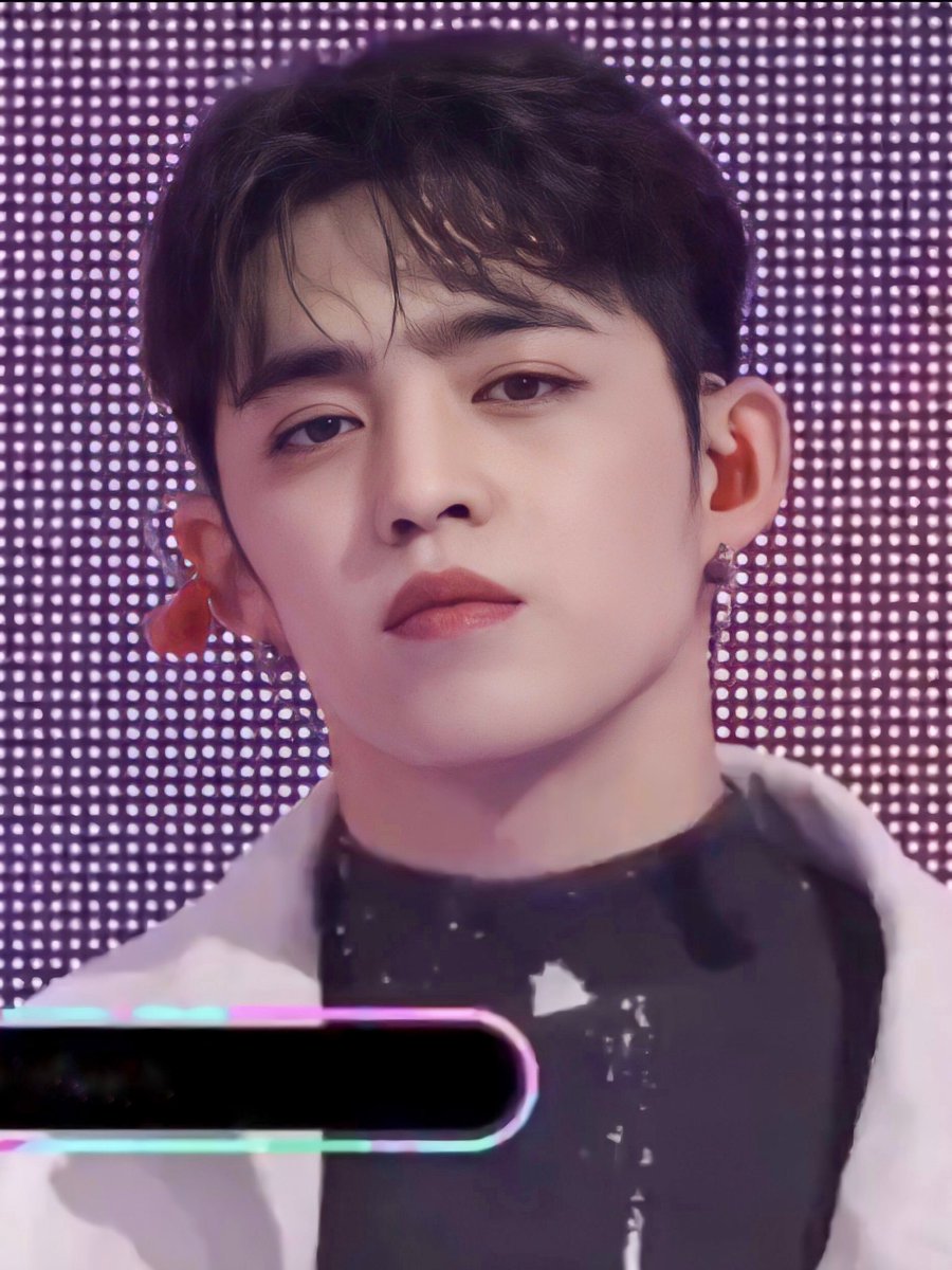 cheolhosh's tweet photo. choi seungcheol pretty 💖 https://t.co/Viy3zTSz8M