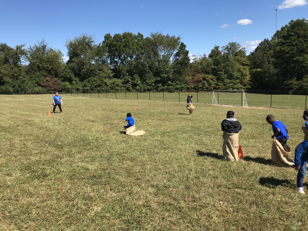 West Haven Elementary School (@westhavenes) on Twitter photo Students (and staff) enjoying their PBIS Rewards Mini Field Day! <a href="/KnoxCountyPBIS/">Knox County PBIS</a> #Gr8Day2BAWildcat! Students (and staff) enjoying their PBIS Rewards Mini Field Day! <a href="/KnoxCountyPBIS/">Knox County PBIS</a> #Gr8Day2BAWildcat!