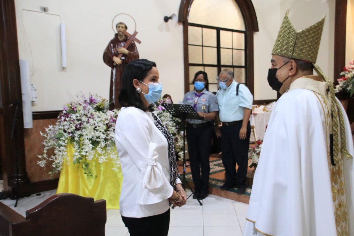 Desde la parroquia <a href="/sfcaleta/">Parroquia San Francisco de la Caleta</a> ⛪  #MonsUlloa celebra la eucaristía en Honor a San Francisco de Asís. 🌿

#ArquiPanama