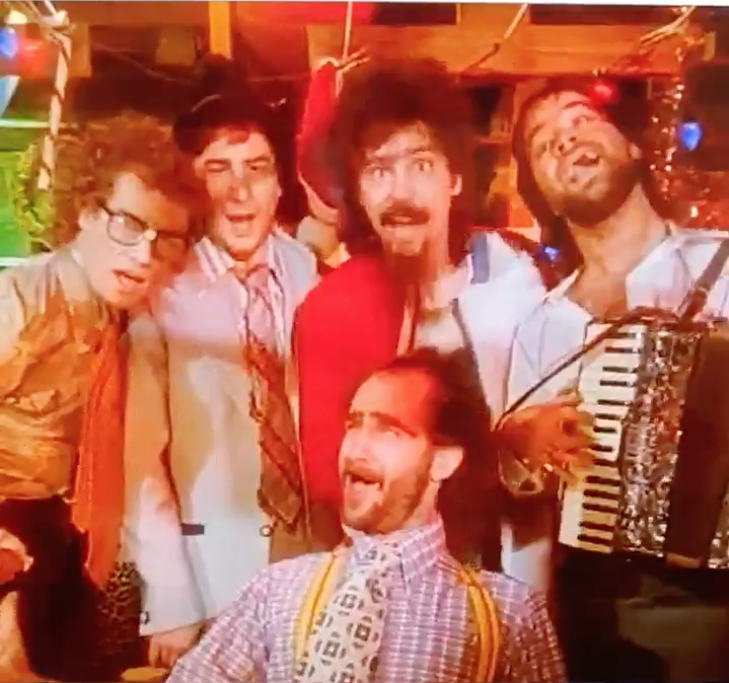 RestlessHeart__'s tweet photo. Happy Sunday everybody! Hope you're having as much fun as these goofy guys! HAHA
#RestlessHeart #BandPhoto #SillyPhoto #Costumes #CountryMusic #Funny https://t.co/M9X4T4lZ42