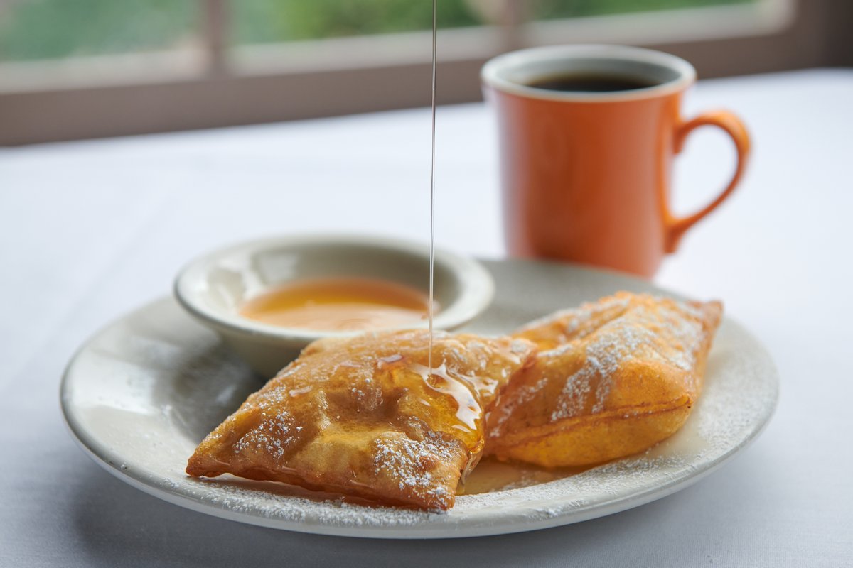 End your meal with our Sopapillas, a #SanAntonio favorite 

#RioRioCantina #DineIn #OpenDaily #SanAntonioRiverwalk #SARiverwalk #ChowNow