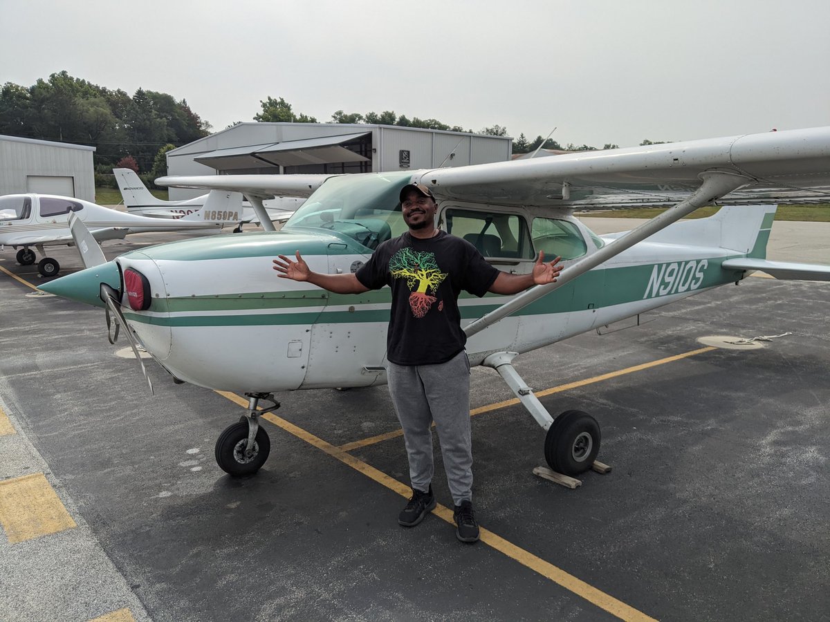 russkid's tweet photo. I can't believe I was blessed with the opportunity to fly this plane solo! Check out my solo video on Russ can fly (YouTube). Let's fly! #firstsolo #russcanfly #studentpilotlife #aviation #aviationlovers #cessna172 #privatepilot #flygateway https://t.co/riAF8sgHGG