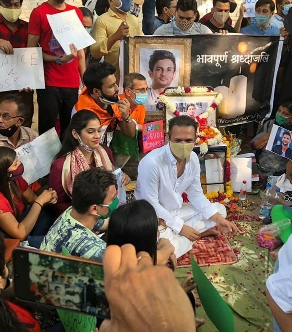 SoniCha99349641's tweet photo. "The Campaign Is Now Too Strong to break rather still gaining more momentum "- #ganeshhiwarkar #revolution4ssr #justiceforSSR  #ankitacharya 
#AllEyesOnCBI https://t.co/ecqrhGhx0m